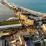 Flat Near The Sea דירה *