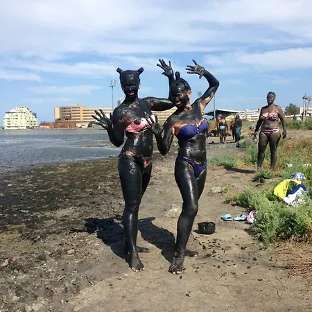 Flat Near The Sea Apartmán *